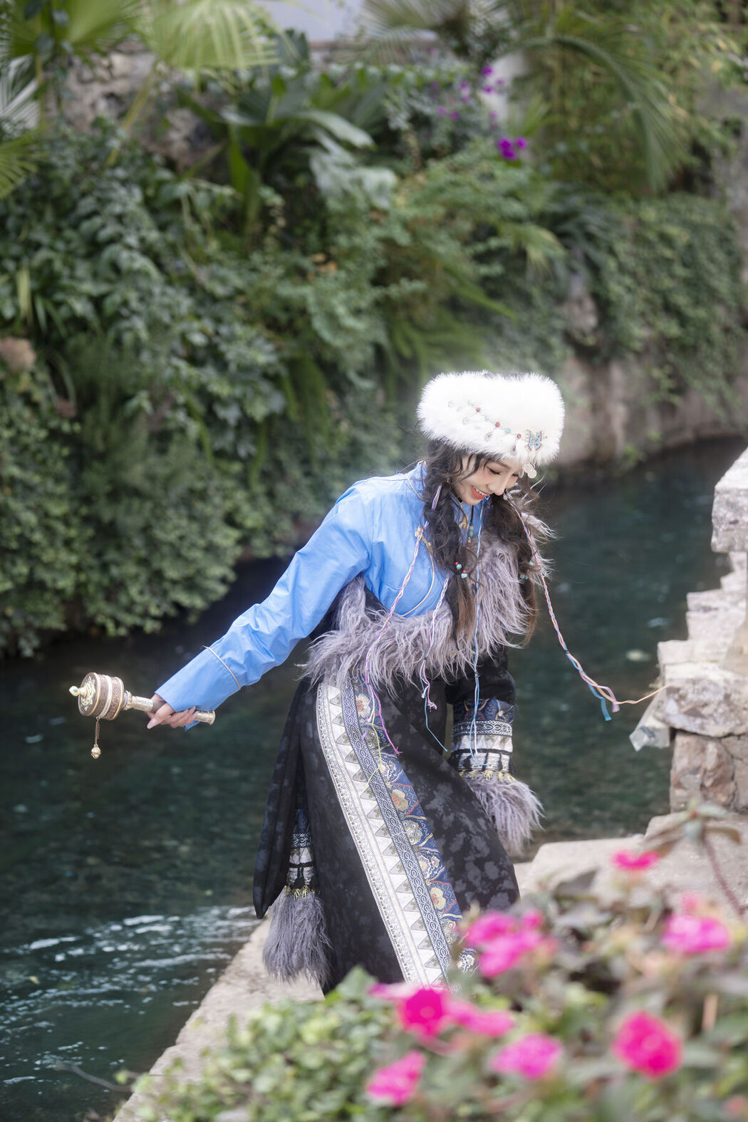 YiTuYu艺图语 Vol.8405 小赢 (32P)