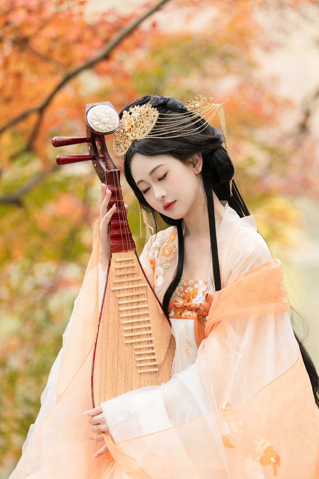 YiTuYu艺图语 Vol.8400 湫一只岁岁 (26P)