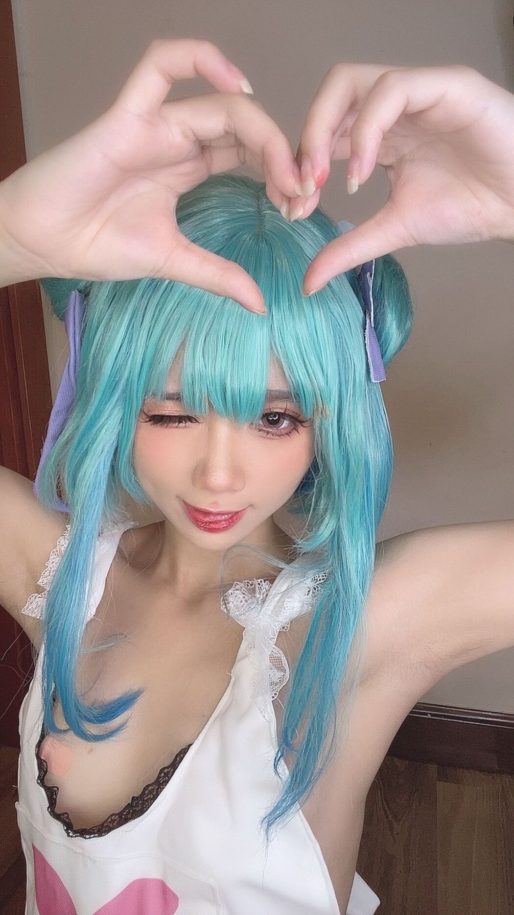 Coser@PoppaChan &#8211; Uruha Rushia Hololiv Part1 (55P)