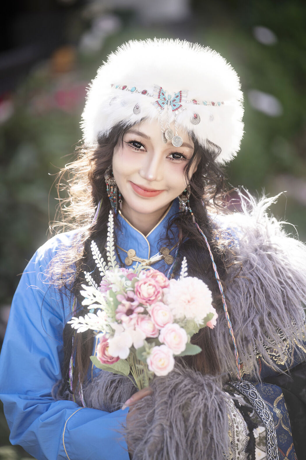 YiTuYu艺图语 Vol.8405 小赢 (32P)