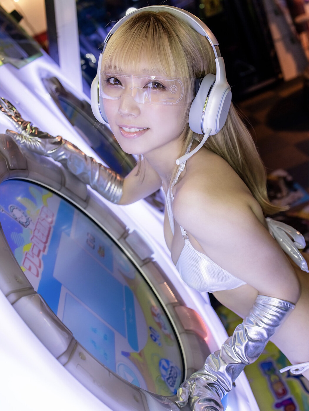 Mea Shimotsuki 霜月めあ, FLASHデジタル写真集 「Lady Player MEA」 Set.02