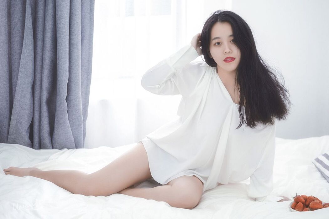 Umikin Adult Photography &#8211; 知名唯美情色摄影大咖 约拍超美御姐熟女大合集 Part02 (72P)