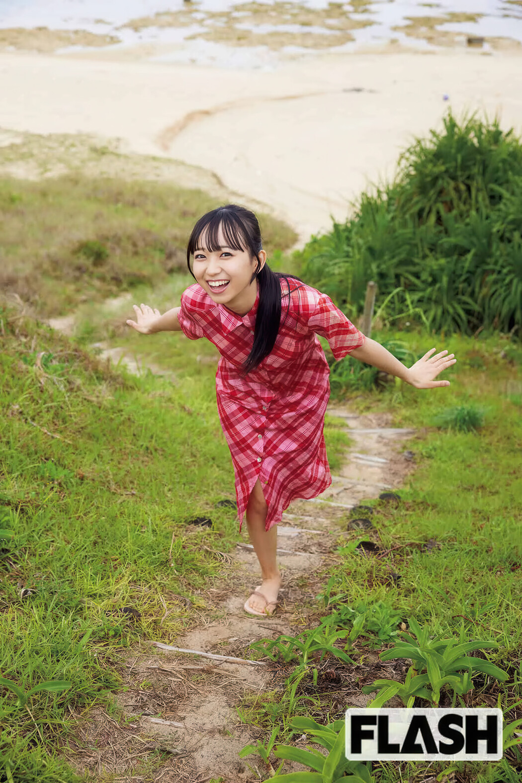 Yui Iruma 入間ゆい, FLASH 2025.07.22 (フラッシュ 2025年7月22日号)