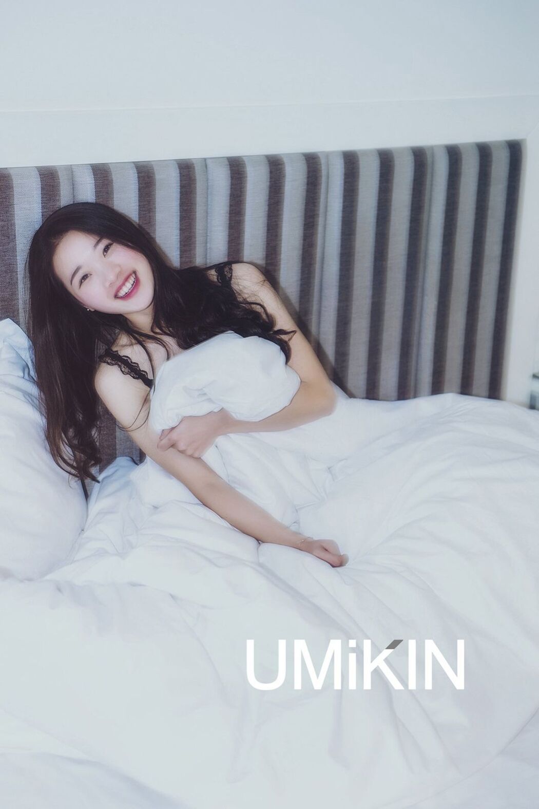 Umikin Adult Photography &#8211; 知名唯美情色摄影大咖 约拍超美御姐熟女大合集 Part01 (72P)