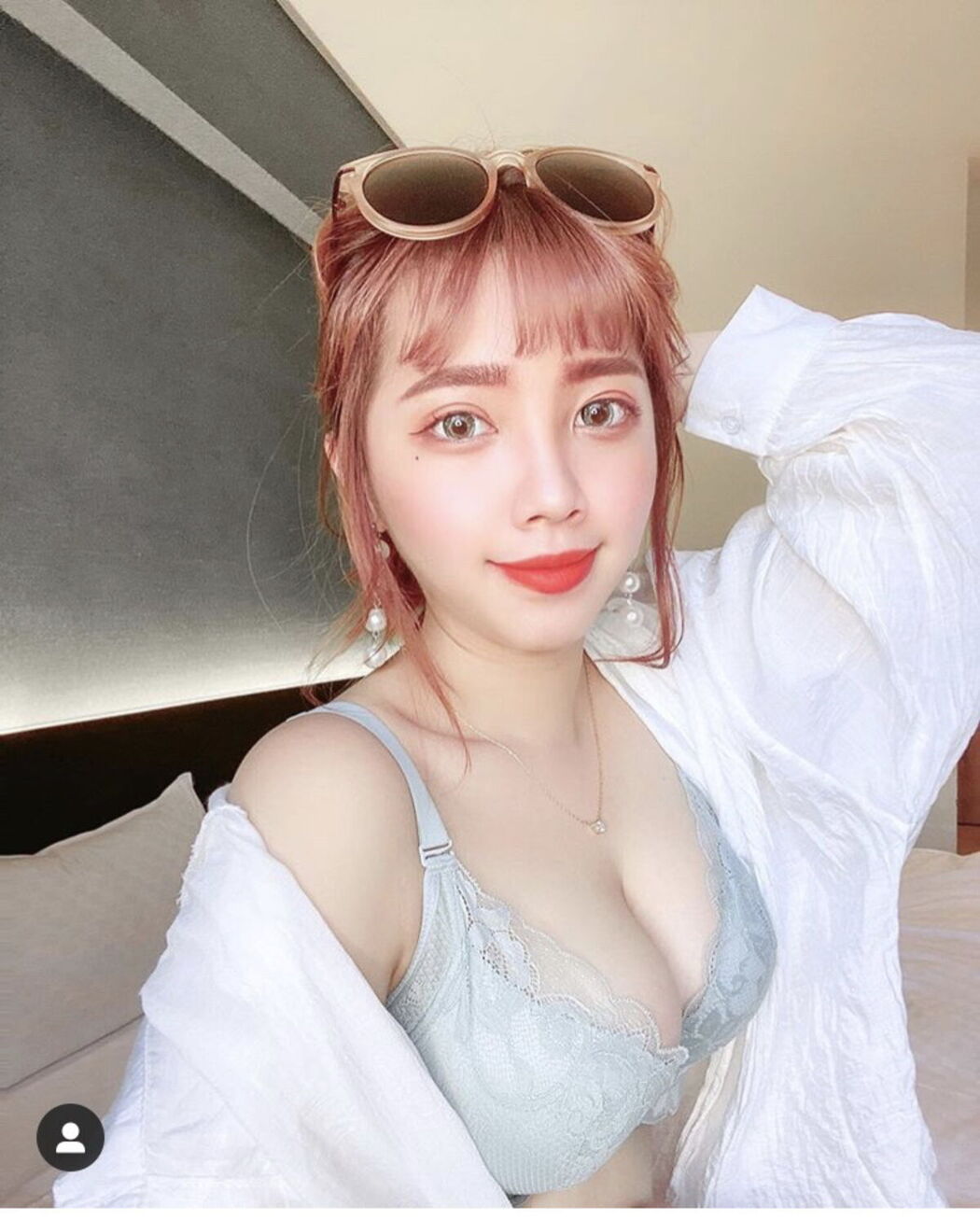 爆乳美容師 超漂亮的粉色!所有作品中最漂亮的一個 (42P &#8211; 1V)