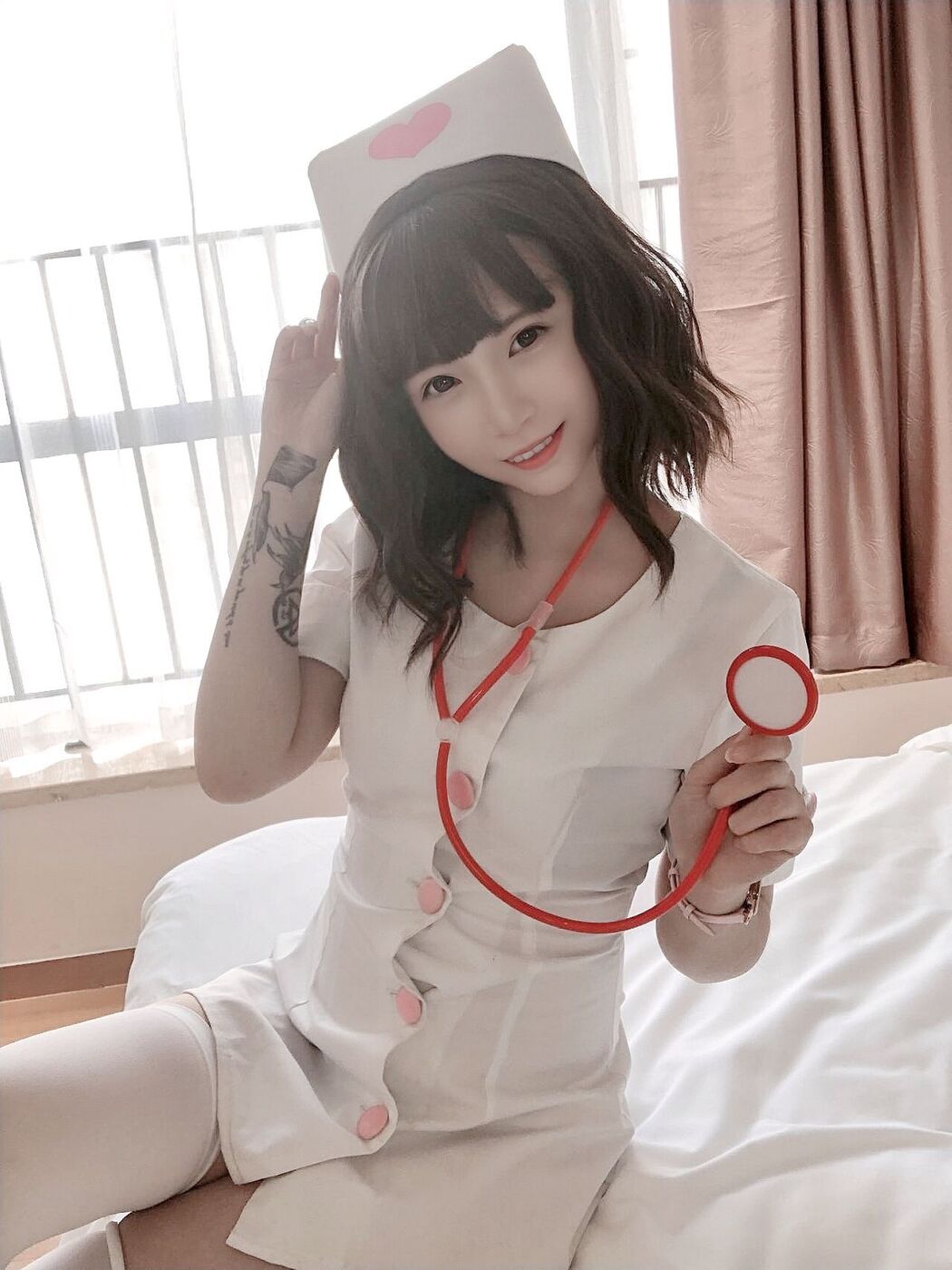 Coser@STAN酱 &#8211; 护士 (37P &#8211; 3V)