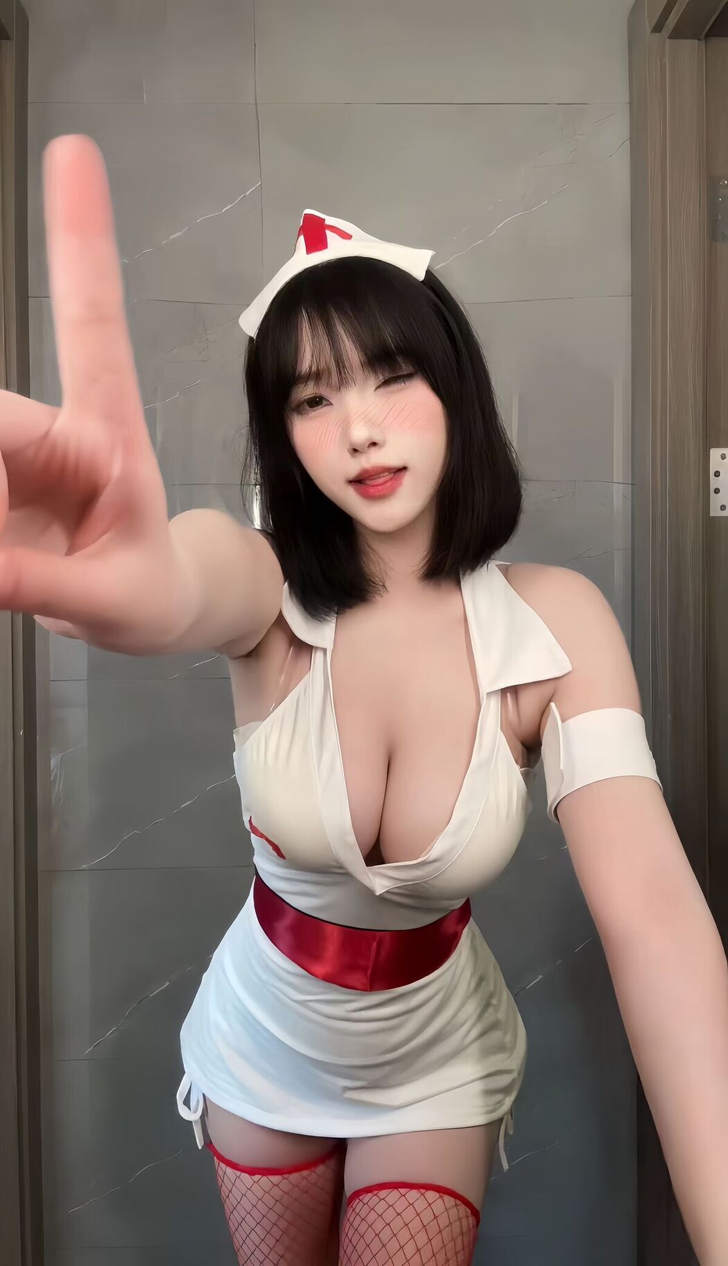 Lin Dang Dang 琳铛铛 &#8211; 网袜小护士