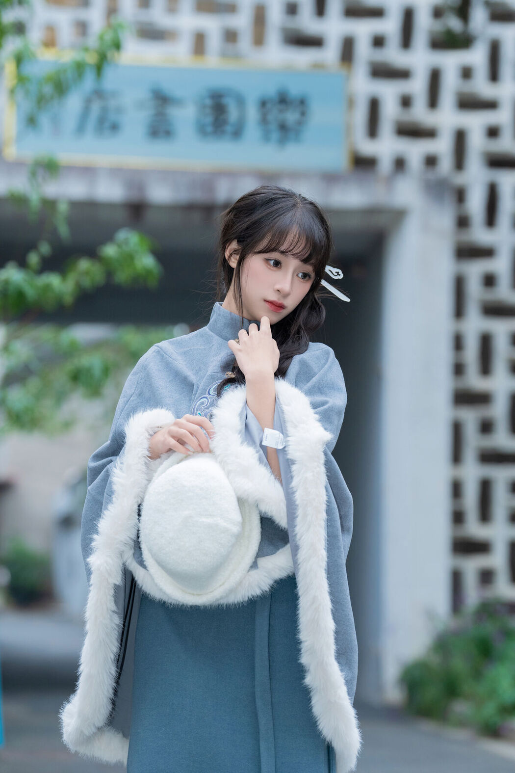 YiTuYu艺图语 Vol.8412 夏芋小年 (26P)