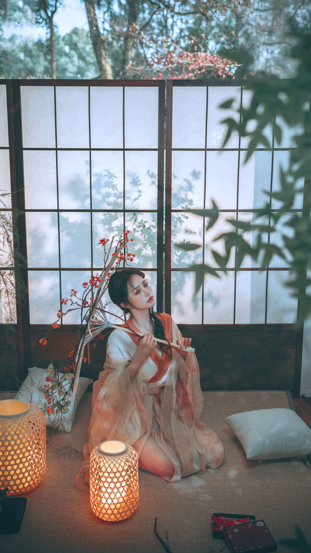 YiTuYu艺图语 Vol.8425 月牙 (23P)
