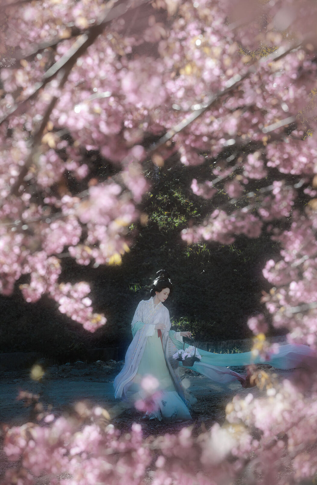 YiTuYu艺图语 Vol.8423 瑜瑾 (23P)