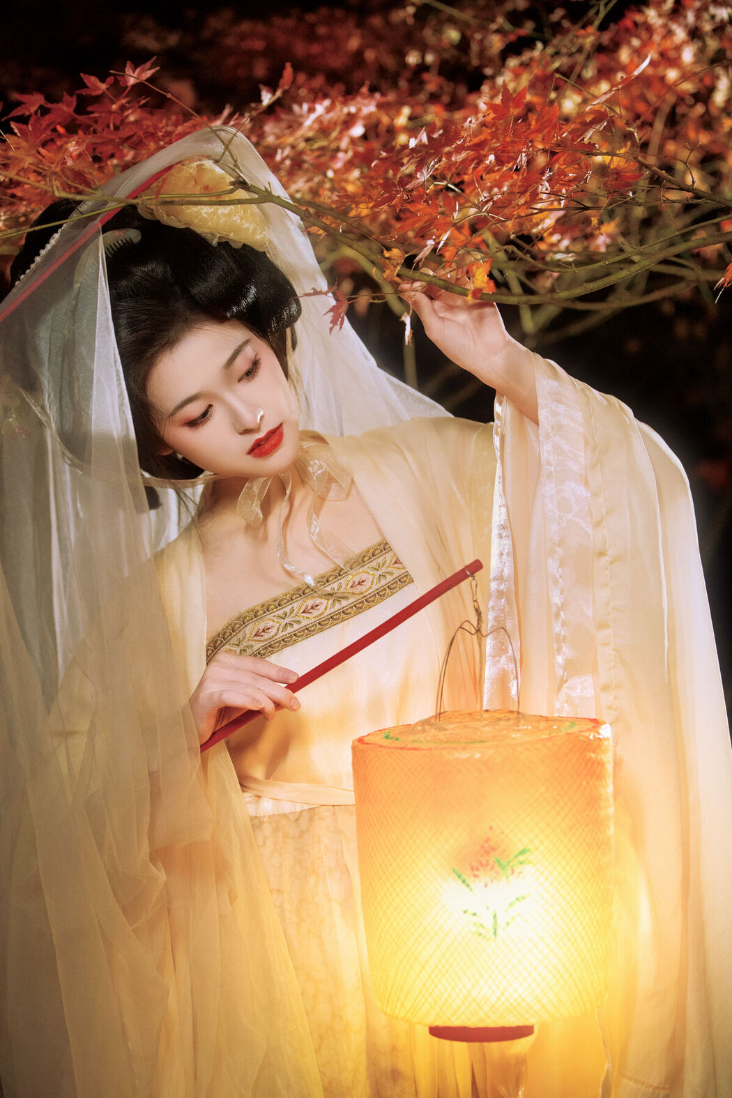 YiTuYu艺图语 Vol.8418 恬恬圈圈 (26P)