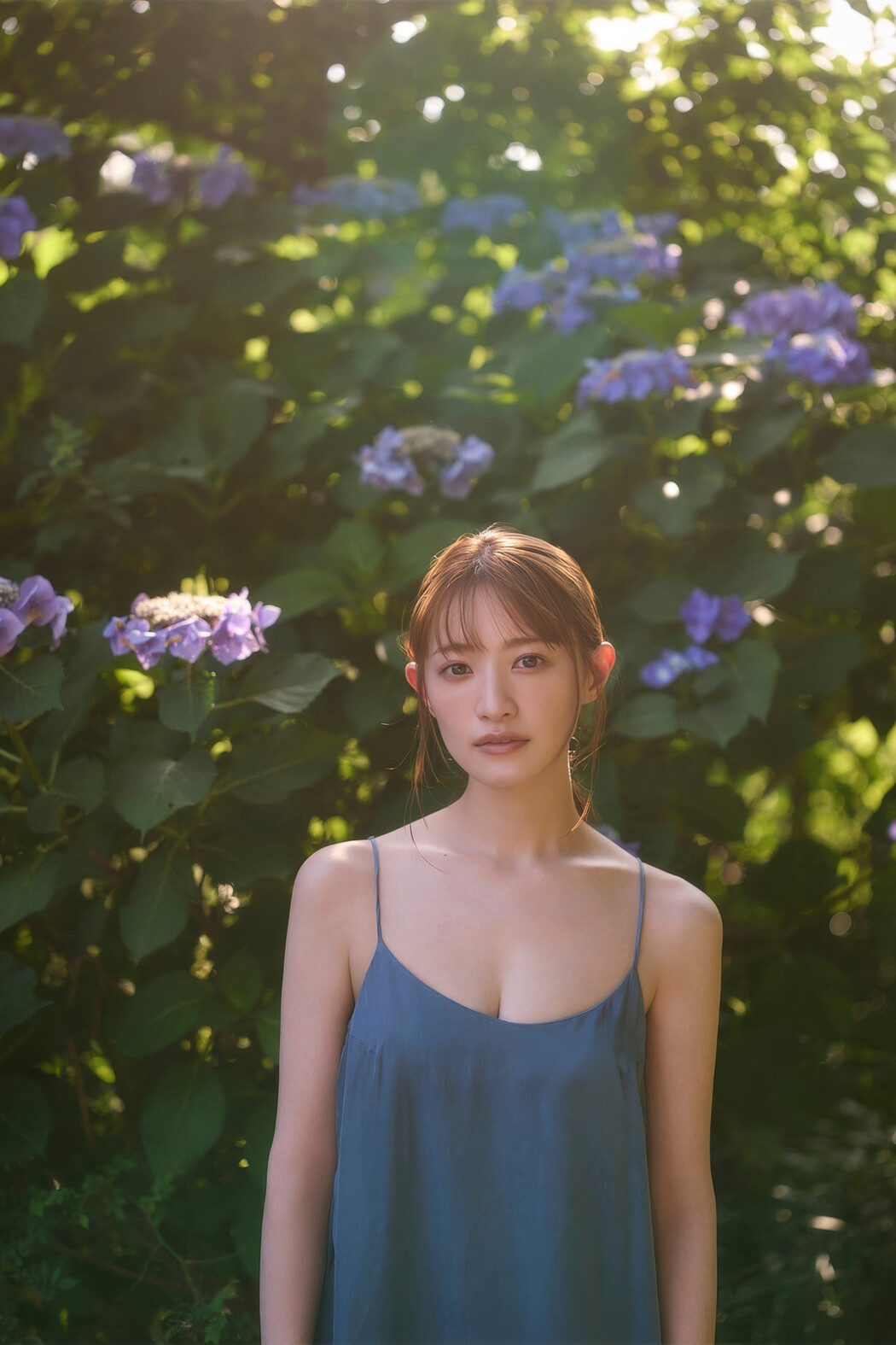 Kana Nakada 中田花奈, FLASHデジタル写真集 「Bloom」 Set.01