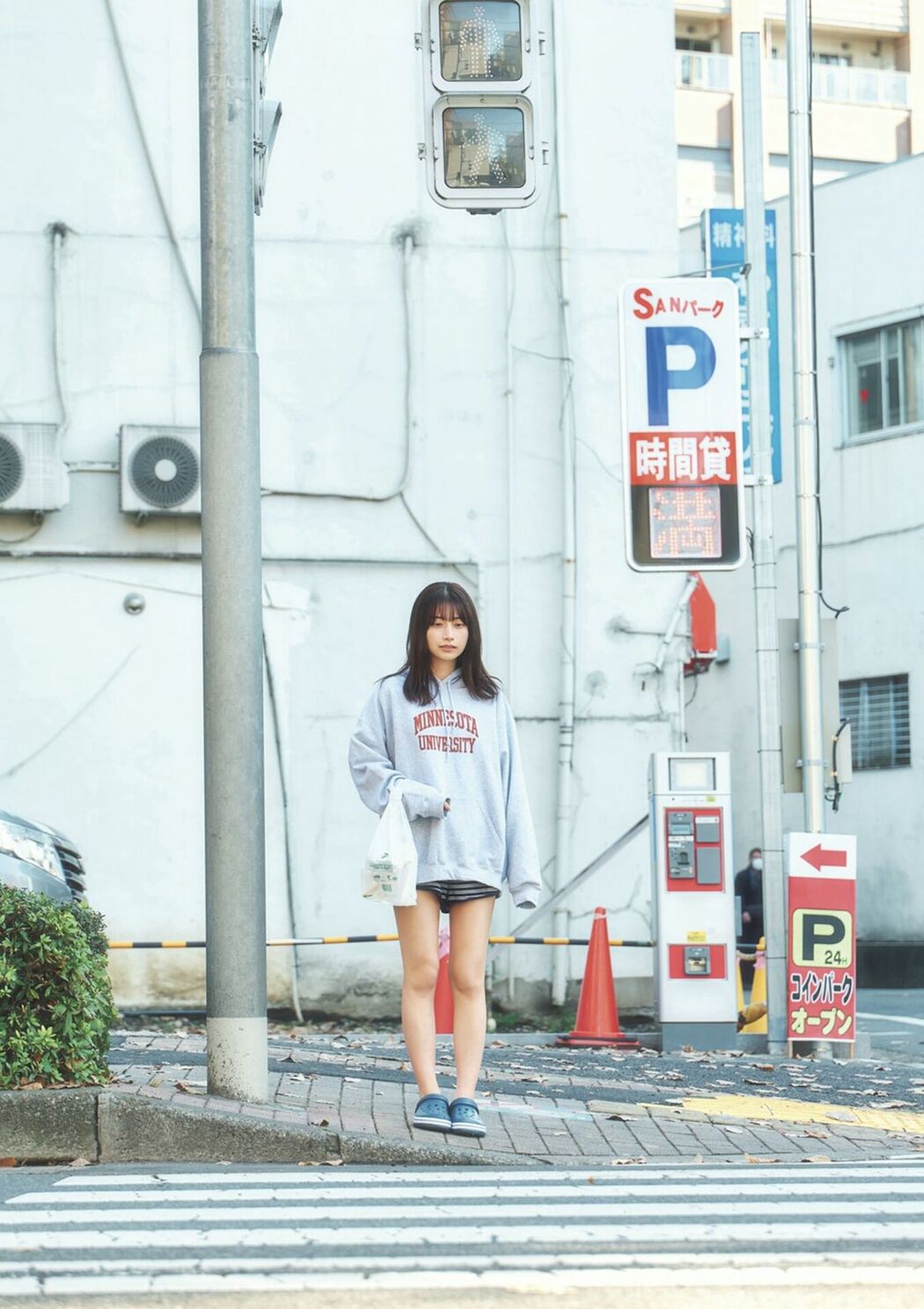 JP Yuka Suzuki 鈴木優香 &#8211; どうする (50P)