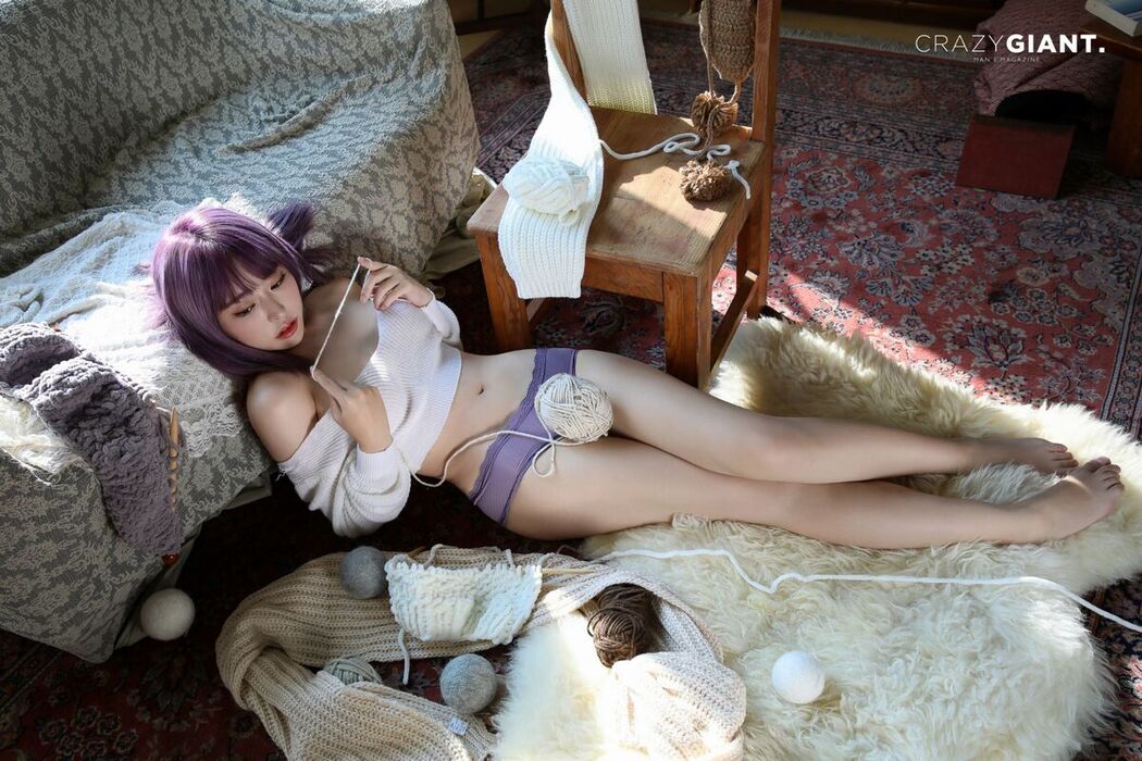 CRAZYGIANT Hanere &#8211; Sexy Photobook (55P)
