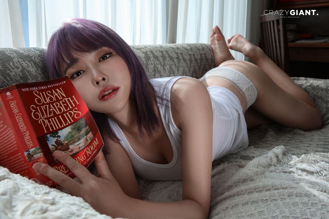 CRAZYGIANT Hanere &#8211; Sexy Photobook (55P)