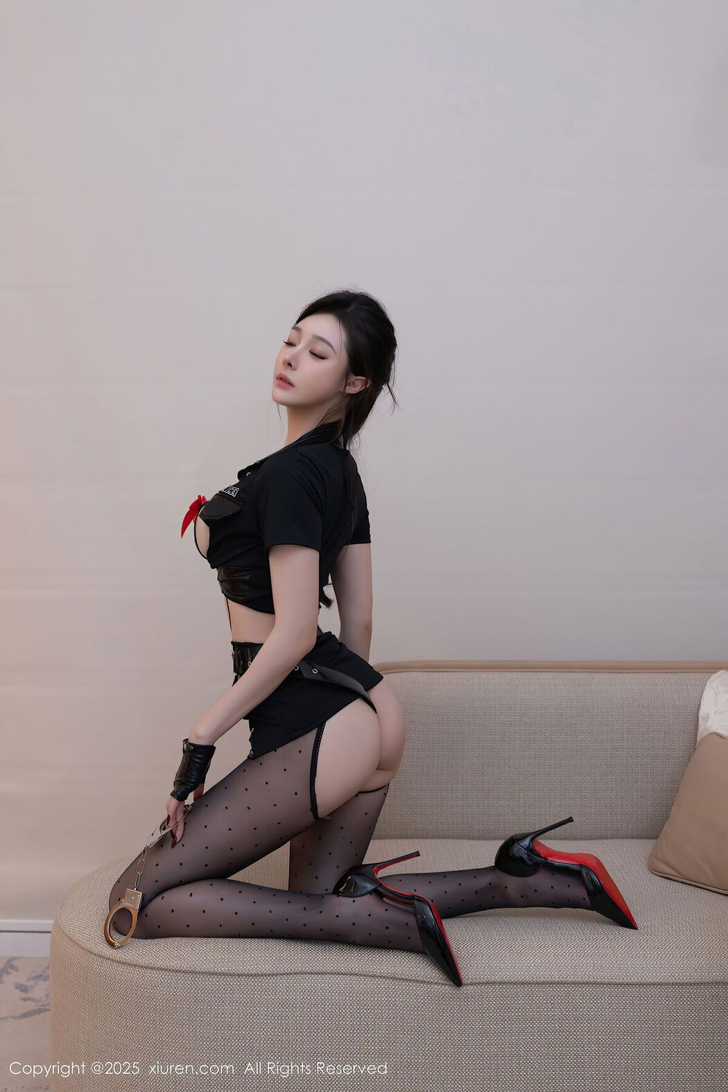 XiuRen秀人网 No.10115 小逗逗 (81P)