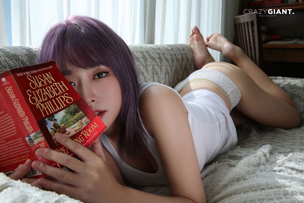 CRAZYGIANT Hanere &#8211; Sexy Photobook (55P)