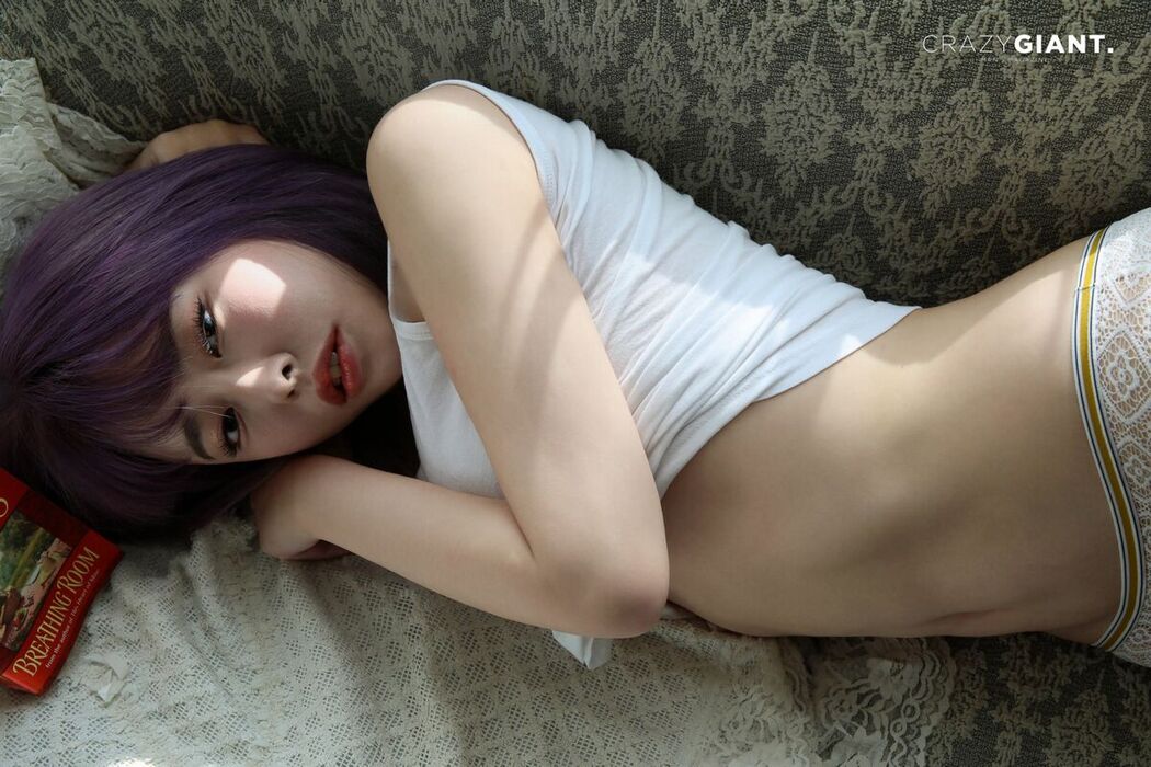 CRAZYGIANT Hanere &#8211; Sexy Photobook (55P)