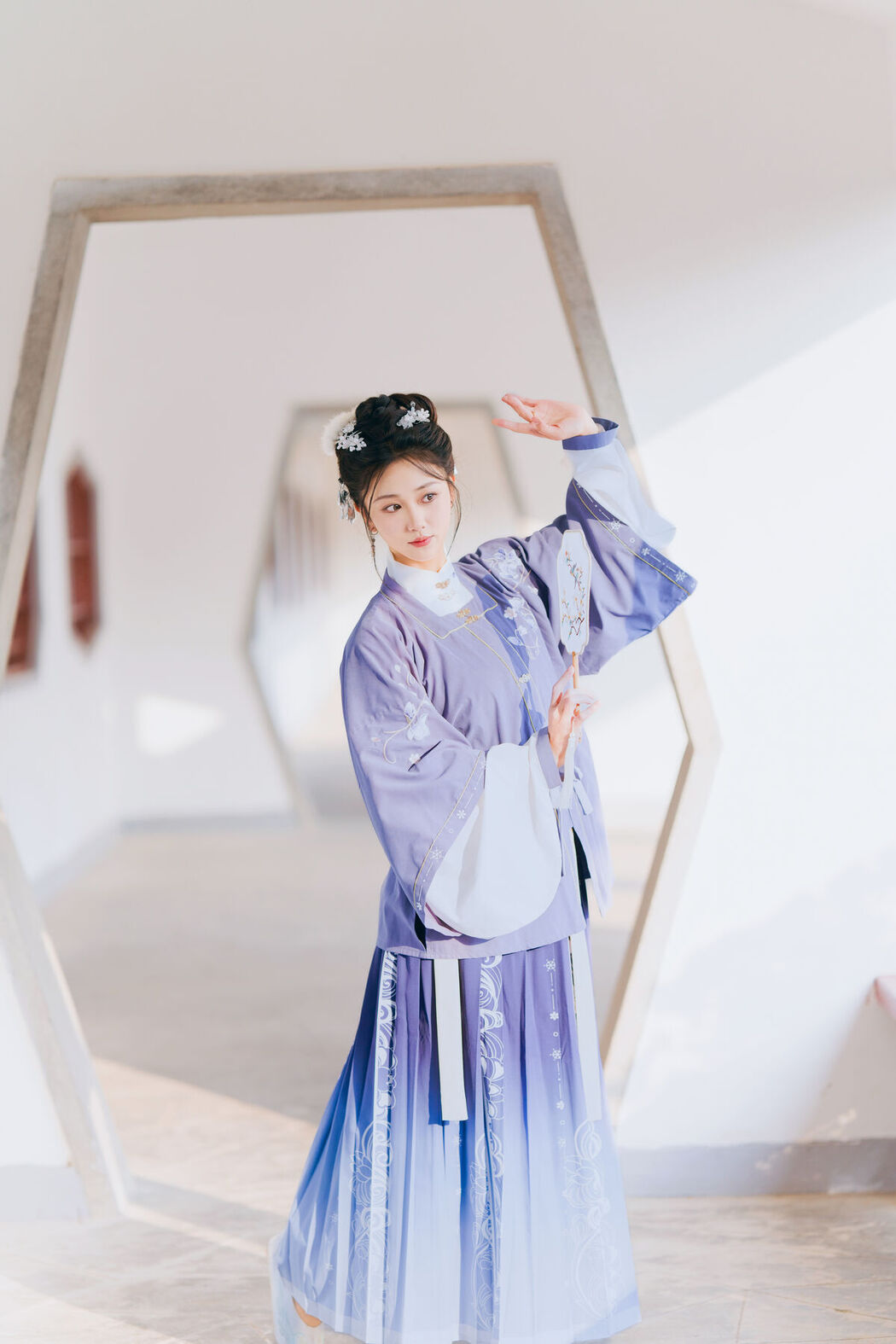 YiTuYu艺图语 Vol.8428 小智小智 (29P)