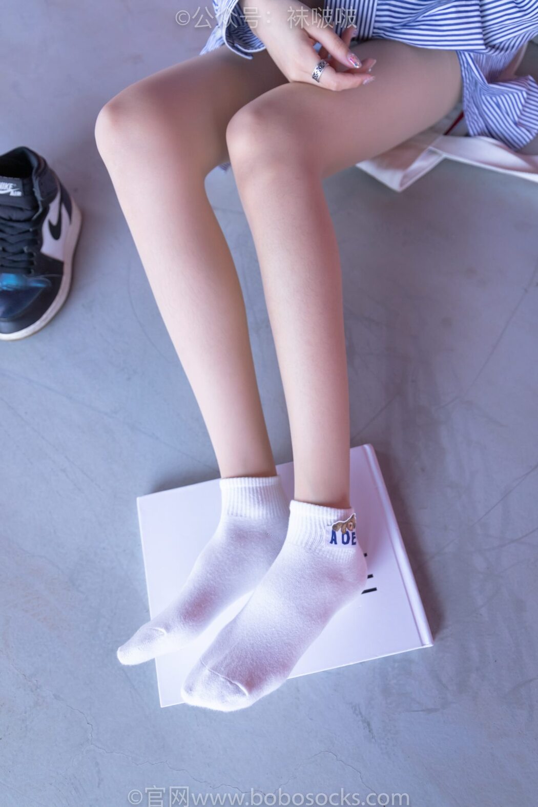 BoBoSocks袜啵啵 NO.011 Zhi Yu