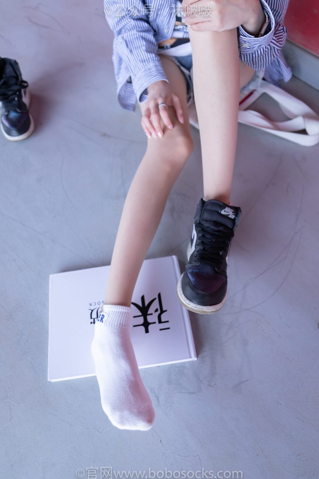 BoBoSocks袜啵啵 NO.011 Zhi Yu