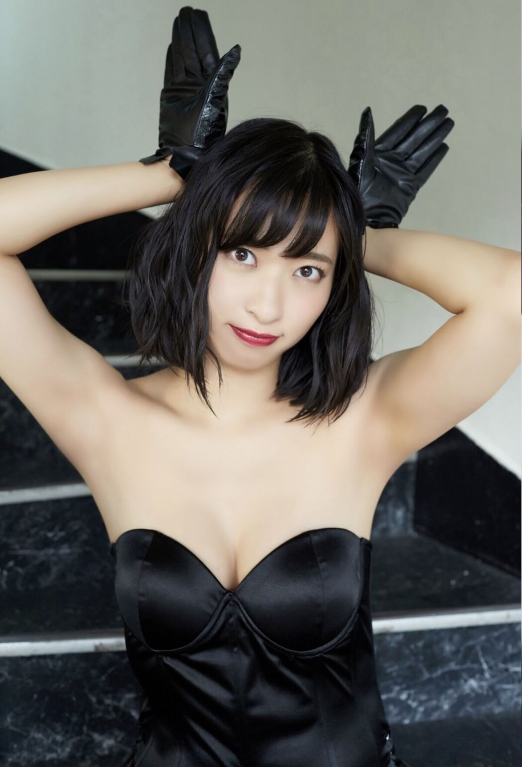 JP Kuramochi Yuka 倉持由香 – 夜の尻職人 (75P)
