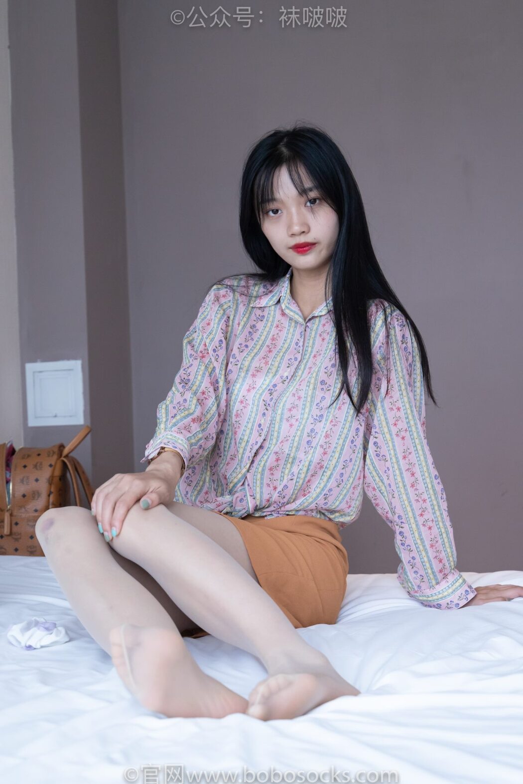 BoBoSocks袜啵啵 NO.008 Han Han