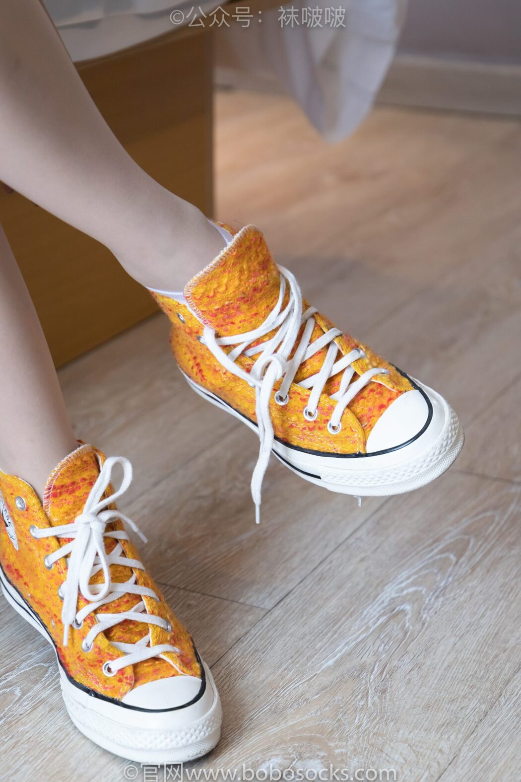 BoBoSocks袜啵啵 NO.008 Han Han