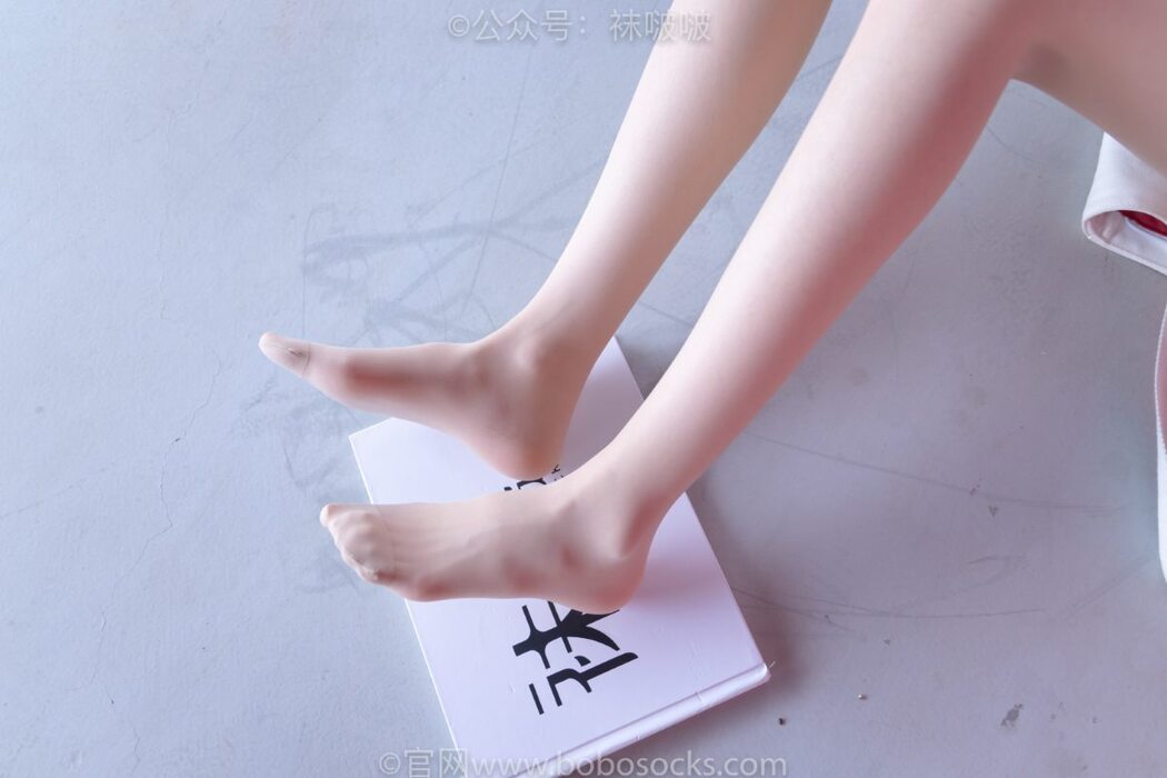 BoBoSocks袜啵啵 NO.011 Zhi Yu