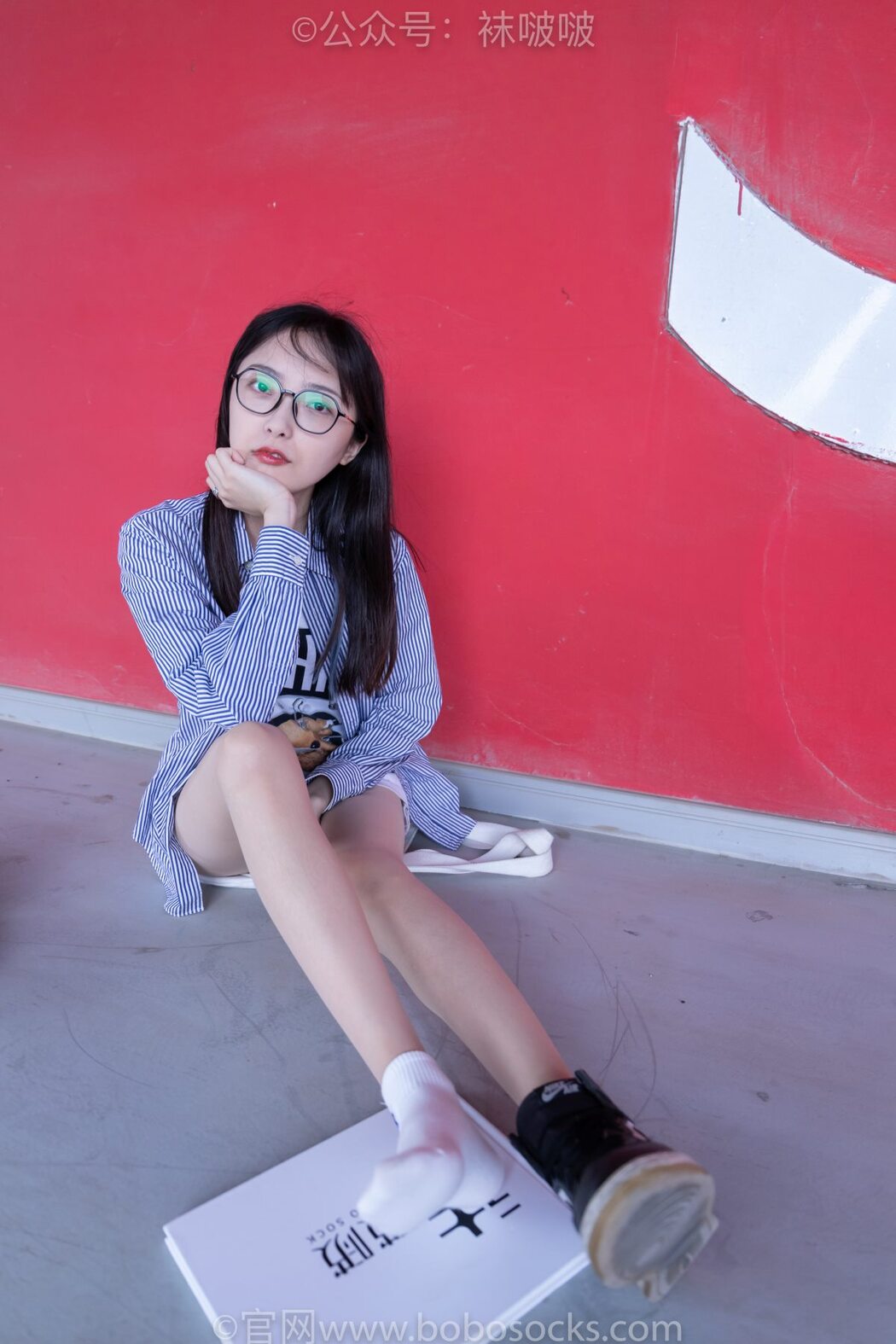 BoBoSocks袜啵啵 NO.011 Zhi Yu