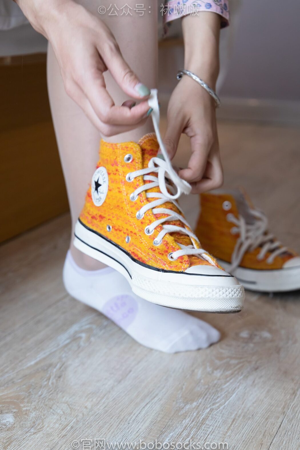 BoBoSocks袜啵啵 NO.008 Han Han