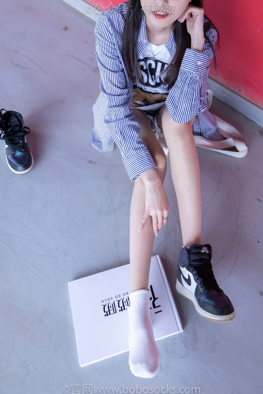 BoBoSocks袜啵啵 NO.011 Zhi Yu