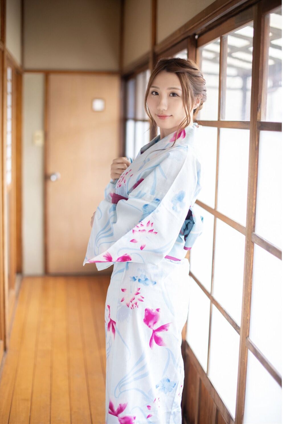 JP Airi Hazuki 葉月愛梨 &#8211; Gliter Part01 (47P)