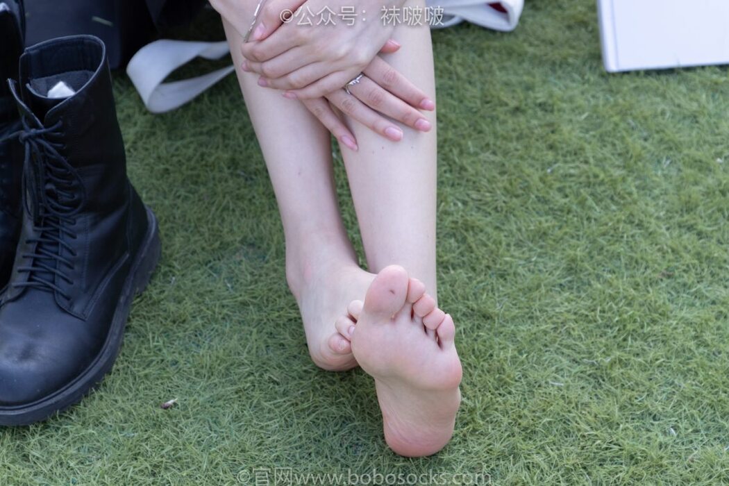 BoBoSocks袜啵啵 NO.010 Xiao Tian Dou