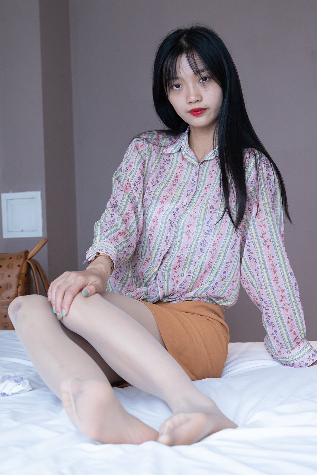 BoBoSocks袜啵啵 NO.008 Han Han Cover Photo