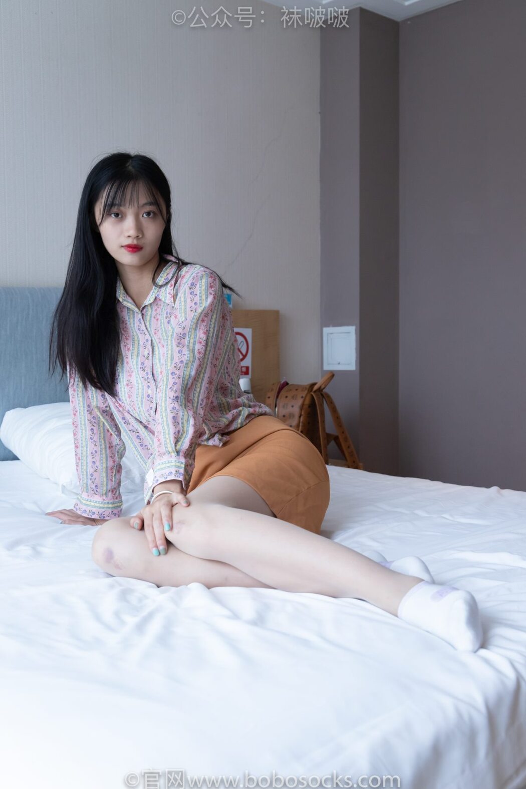 BoBoSocks袜啵啵 NO.008 Han Han