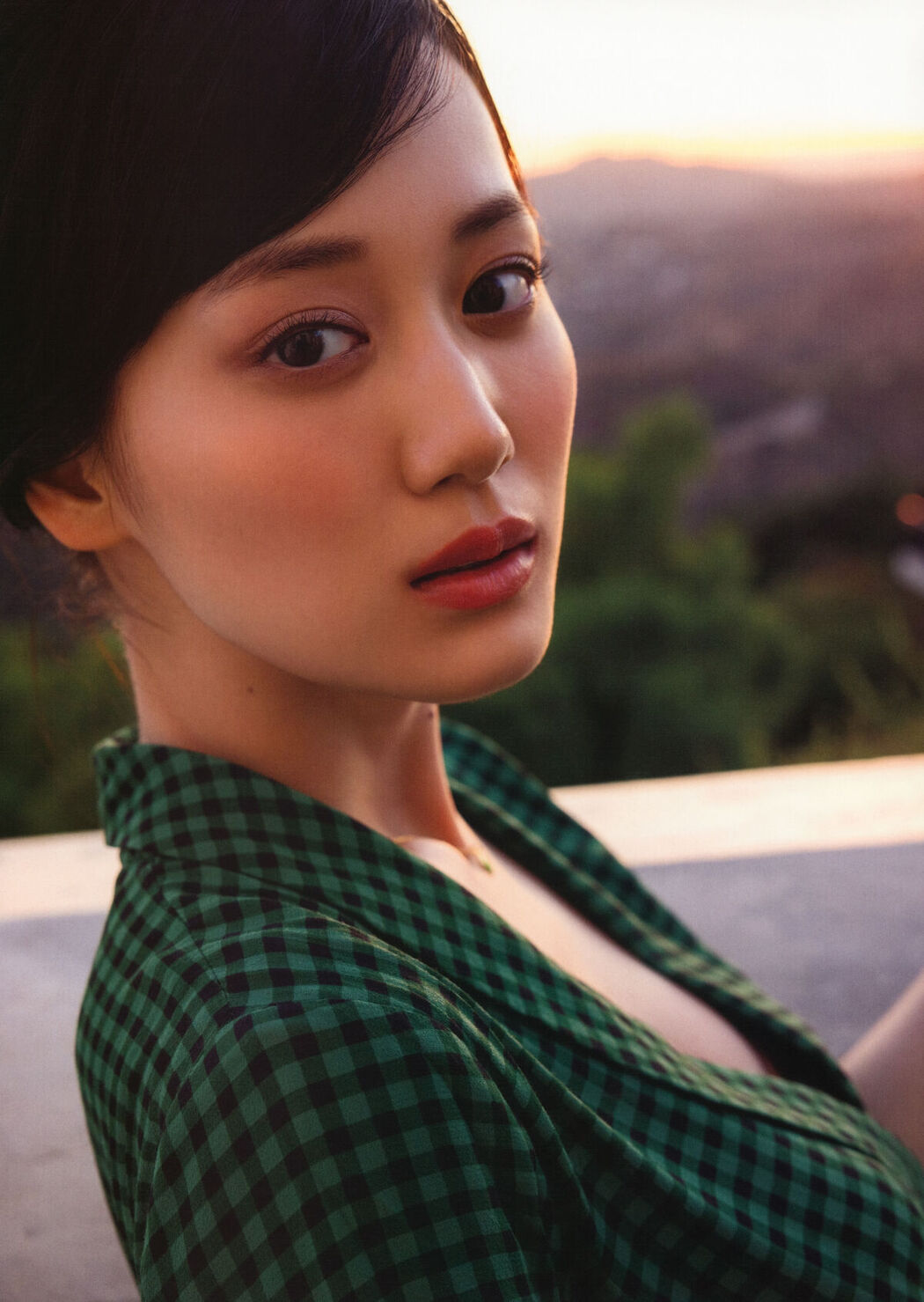 JP Mizuki Yamashita 山下美月 &#8211; 乃木坂46 &#8211; 2nd写真集 ヒロイン Part02 (72P)