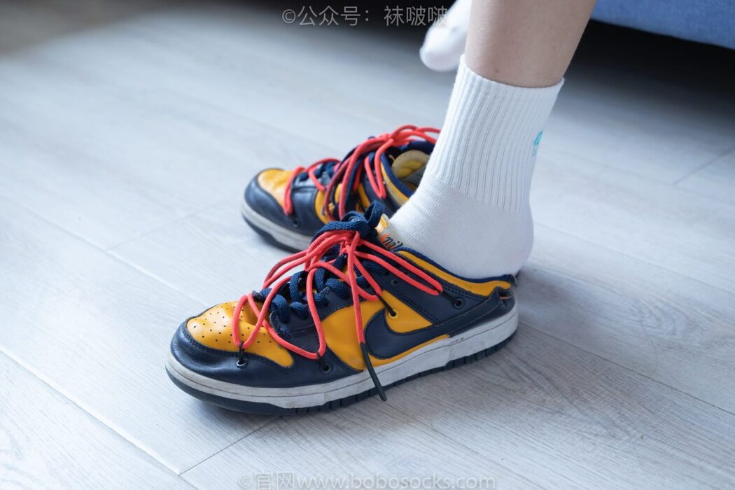 BoBoSocks袜啵啵 NO.009 Guo Dong