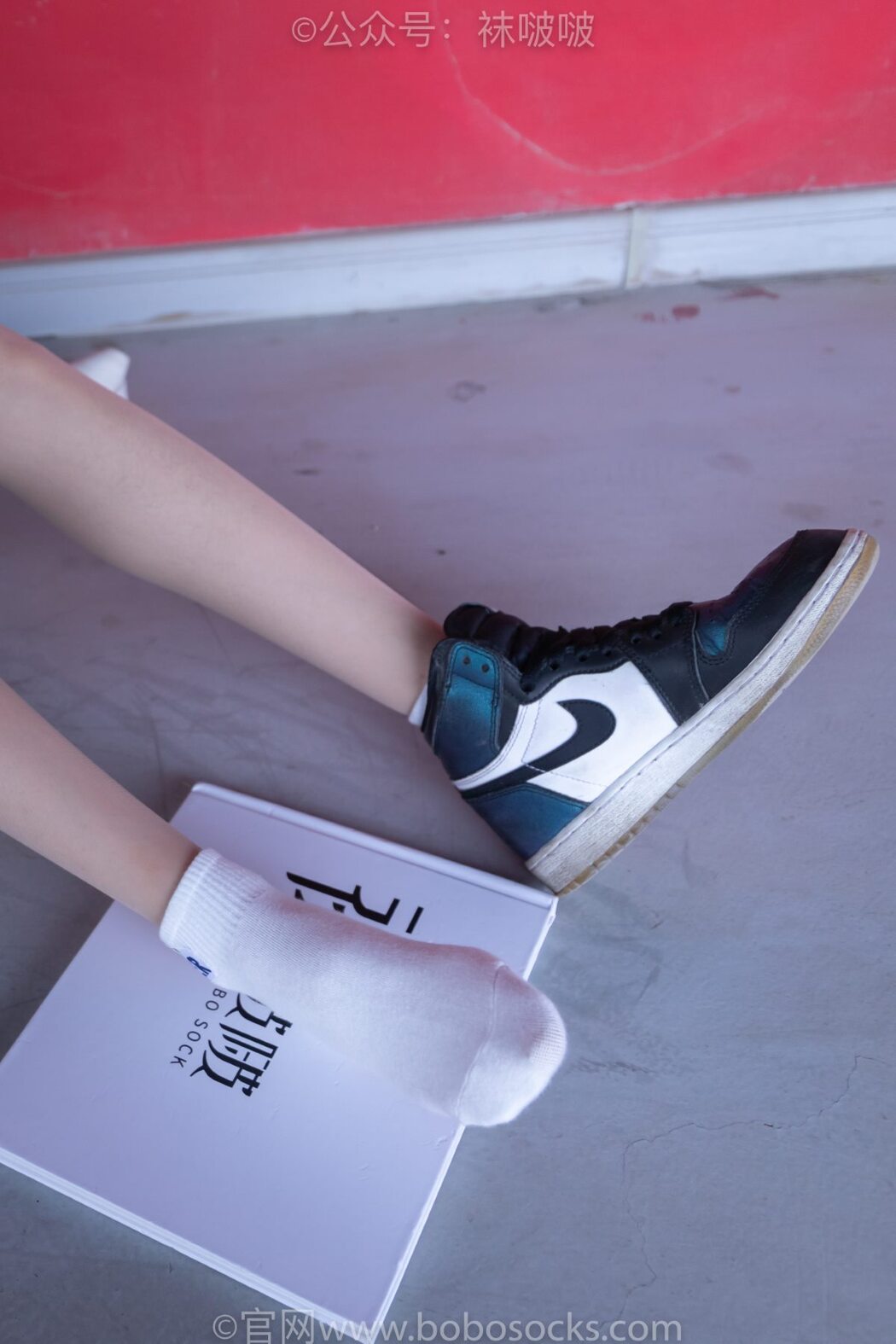 BoBoSocks袜啵啵 NO.011 Zhi Yu