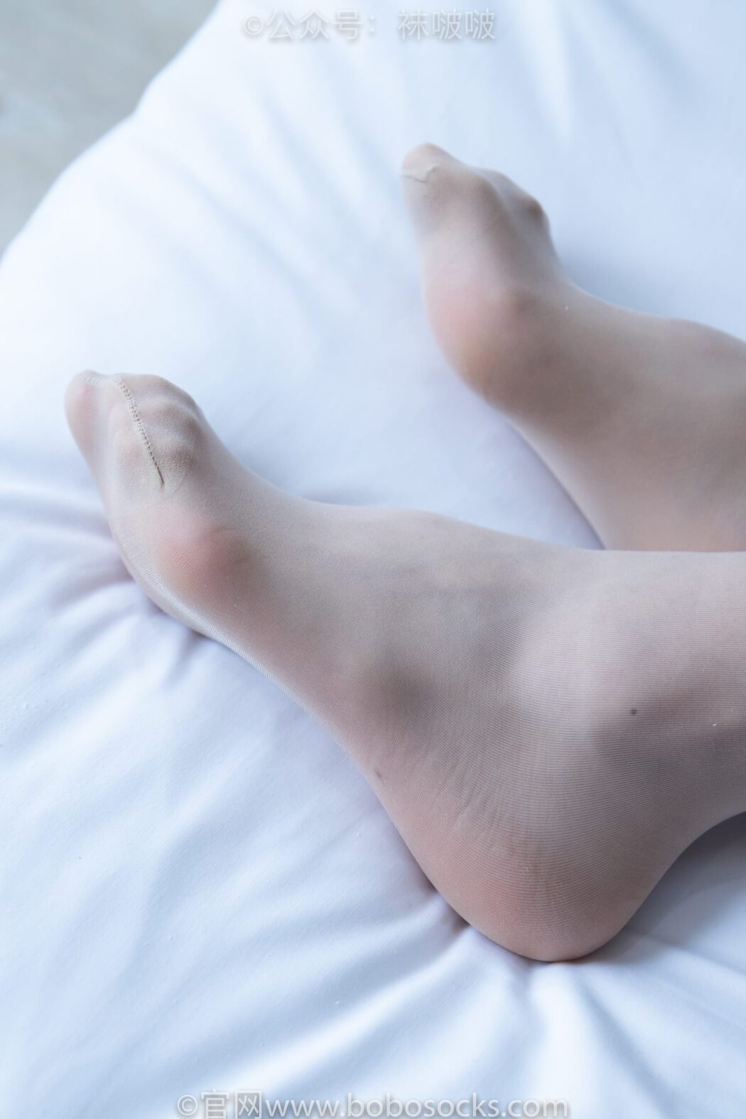 BoBoSocks袜啵啵 NO.008 Han Han