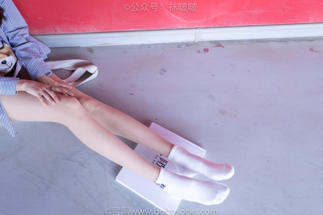 BoBoSocks袜啵啵 NO.011 Zhi Yu