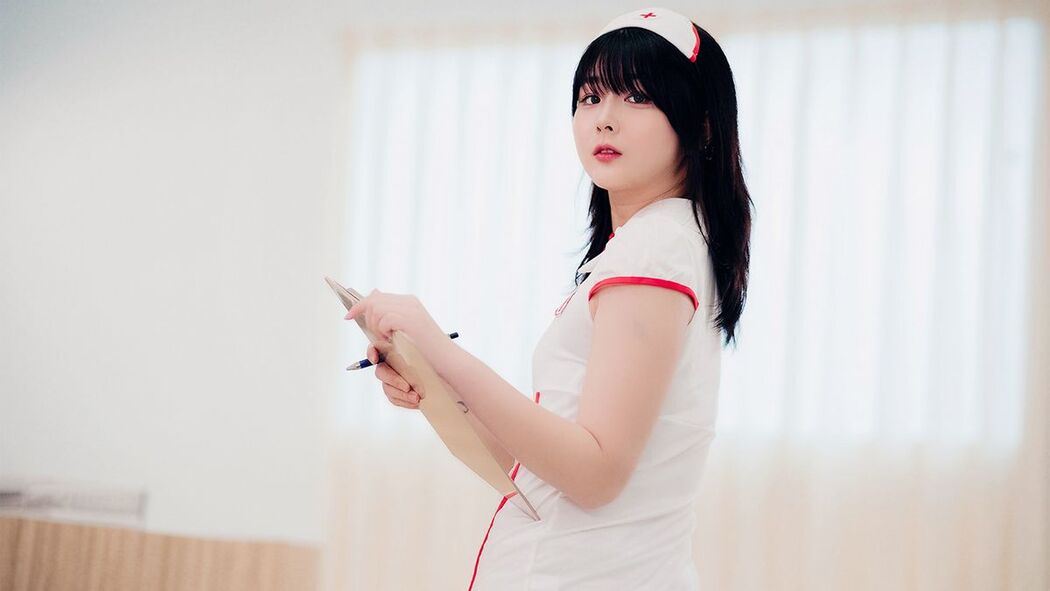 Jang Joo 장주 &#8211; Sexy Nurse (46P &#8211; 35V)