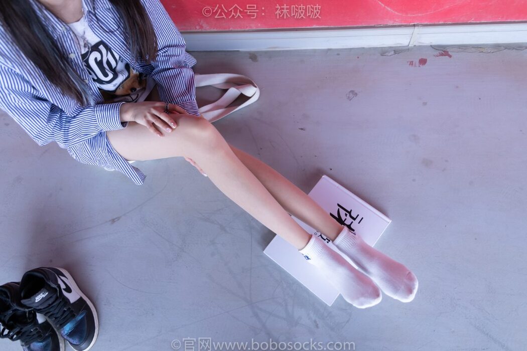 BoBoSocks袜啵啵 NO.011 Zhi Yu