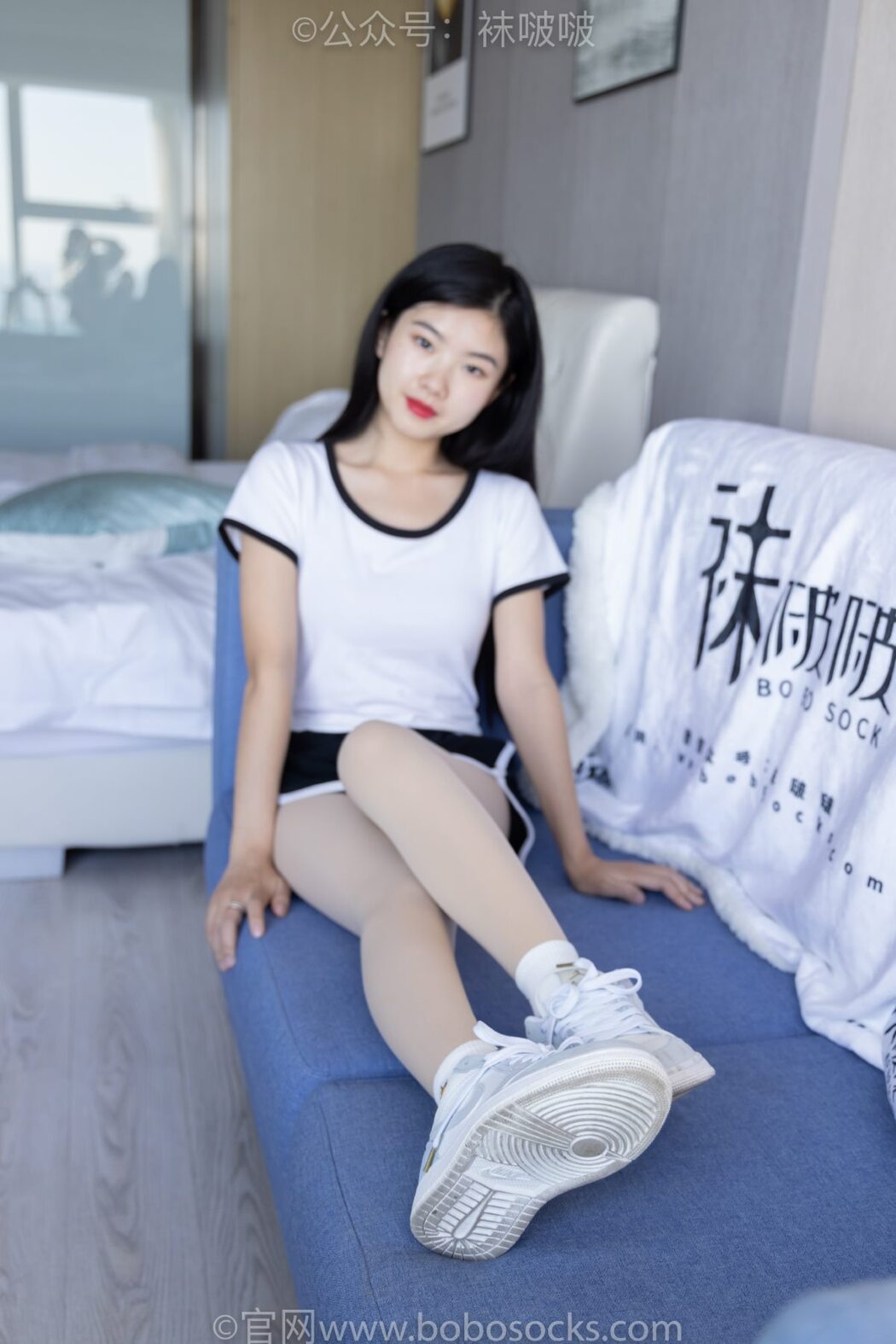 BoBoSocks袜啵啵 NO.031 Xiao Nai Xiong