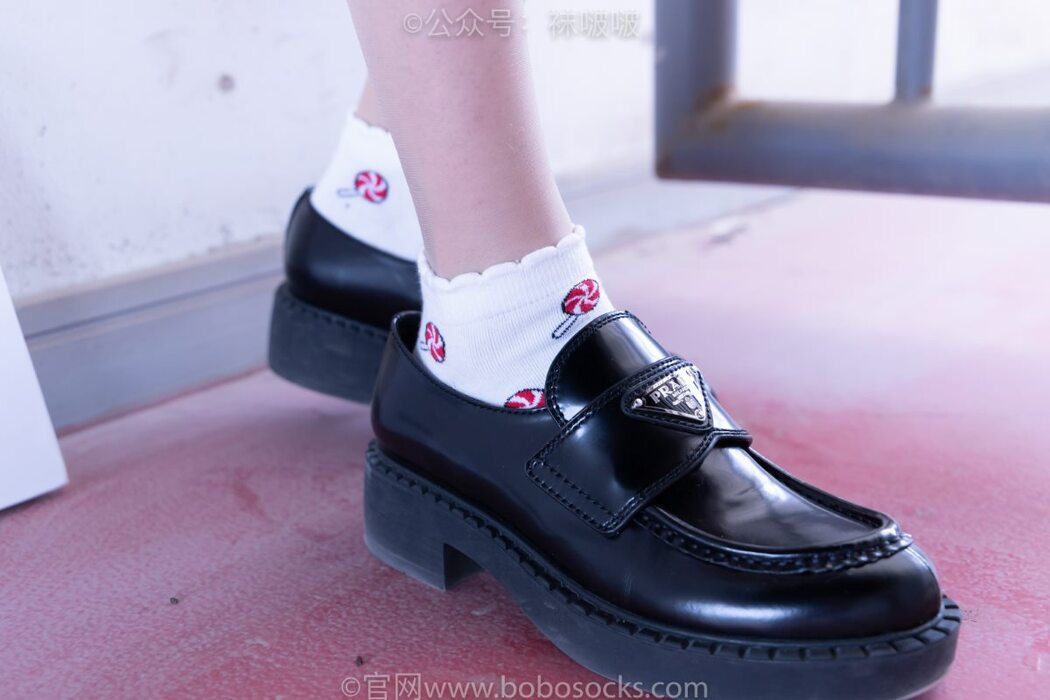 BoBoSocks袜啵啵 NO.030 Zhi Yu