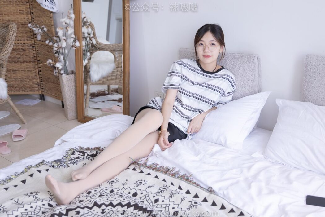 BoBoSocks袜啵啵 NO.029 Xiao Tian Dou