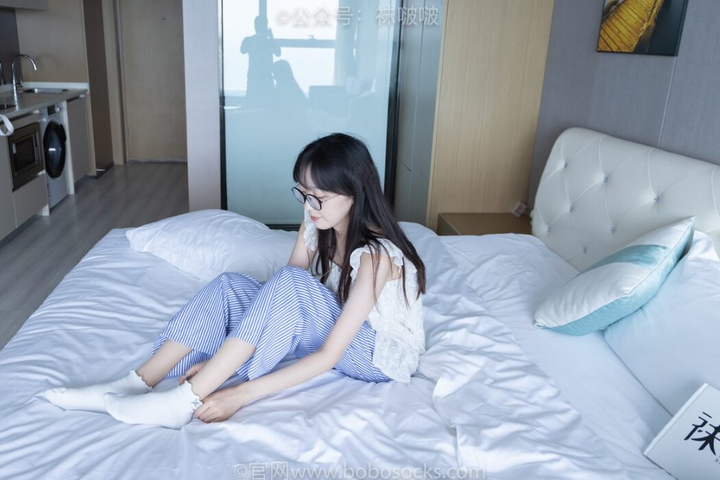 BoBoSocks袜啵啵 NO.027 Zhi Yu