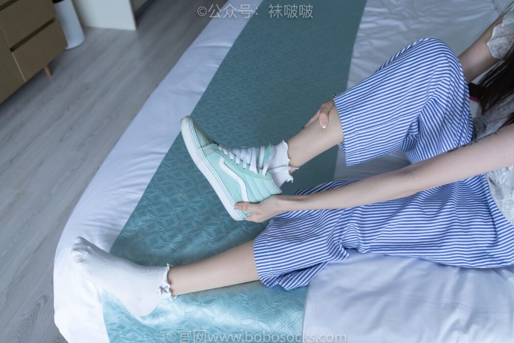 BoBoSocks袜啵啵 NO.027 Zhi Yu