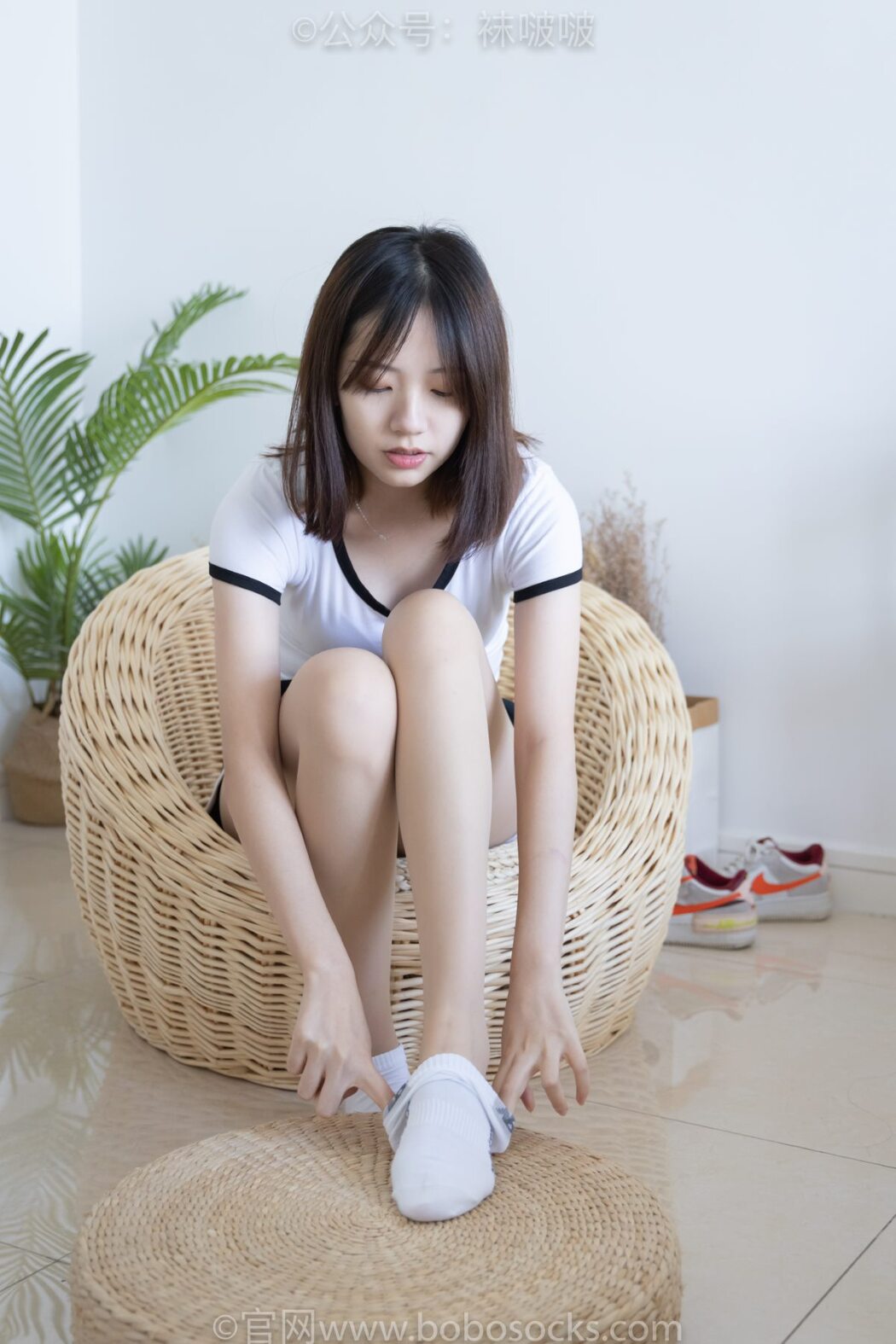 BoBoSocks袜啵啵 NO.026 Xiao Tian Dou