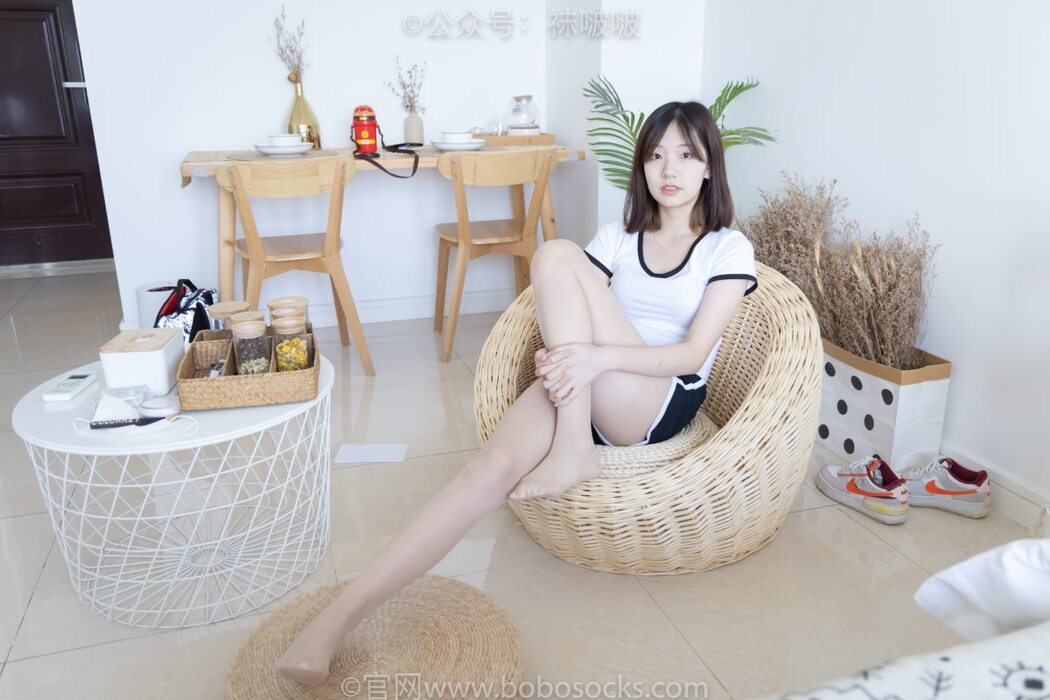 BoBoSocks袜啵啵 NO.026 Xiao Tian Dou